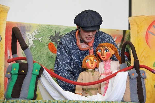 Выездной кукольный спектакль "Гуси лебеди"